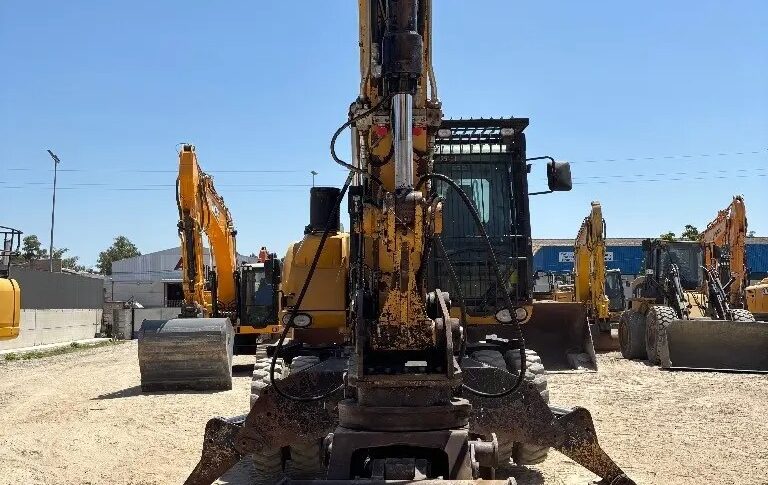 cat-m318d,012f11d8 cat-m318d,012f11d8