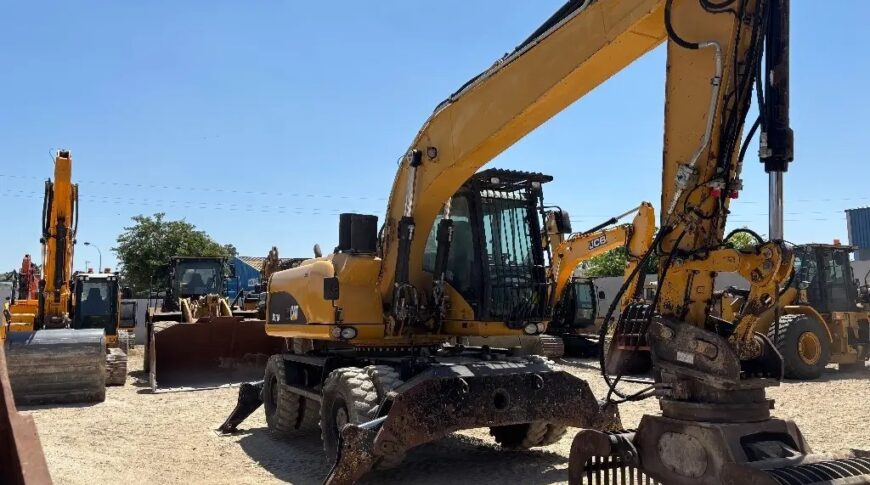cat-m318d,3b1f2741 cat-m318d,3b1f2741