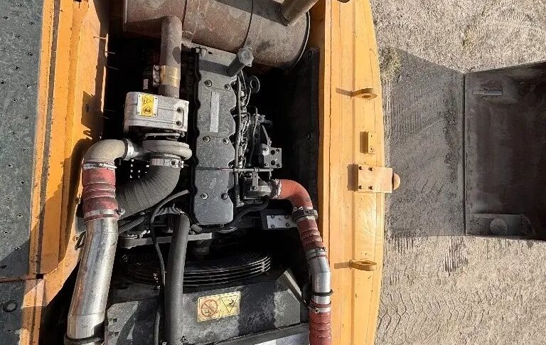 hyundai-r210lc-9,05c38daf